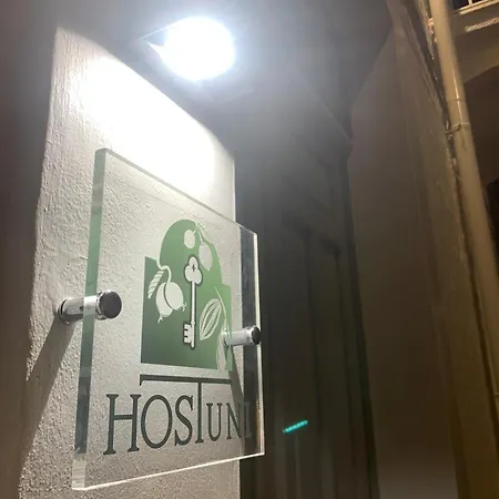 Alojamento de Acomodação e Pequeno-almoço Hostuni Ostuni