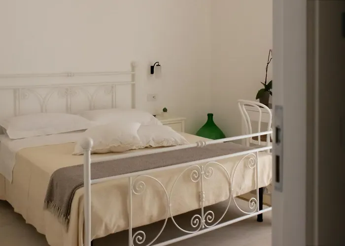 Hostuni Bed & Breakfast