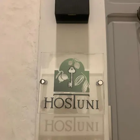 Hostuni Bed & Breakfast
