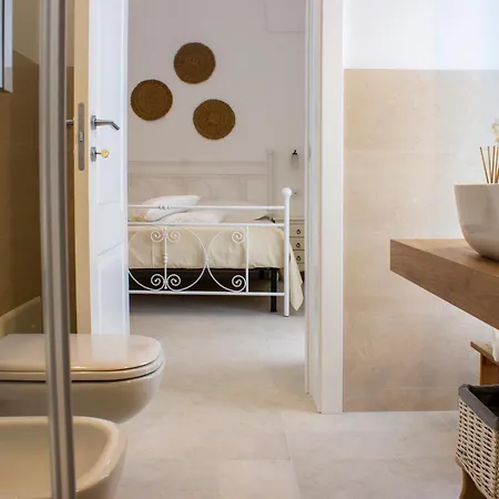 Bed & Breakfast Hostuni 3*