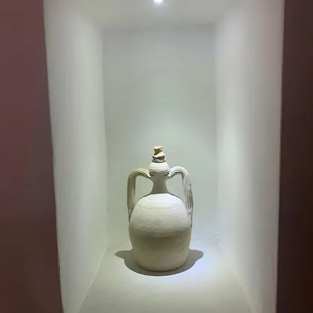 Hostuni Отель типа 