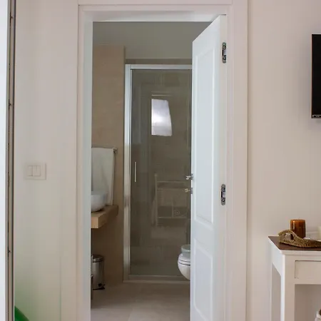 住宿加早餐酒店 Hostuni 奥斯图尼