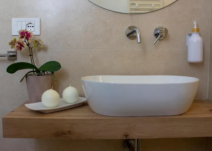 فندق مبيت وإفطار Hostuni