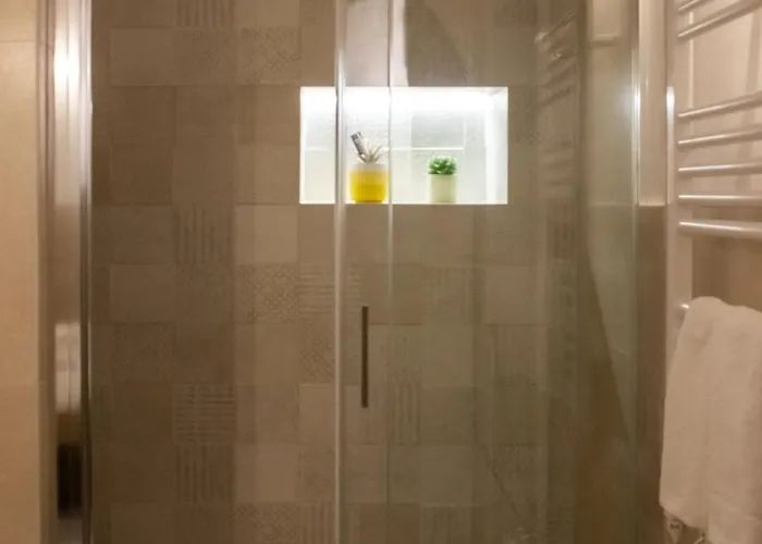 Hostuni Oda ve Kahvaltı 3*